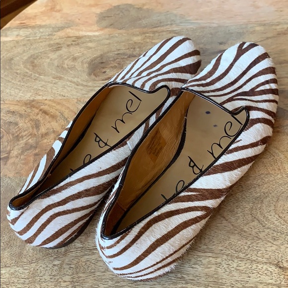 Kate and Mel leather animal print flats - Picture 5 of 5